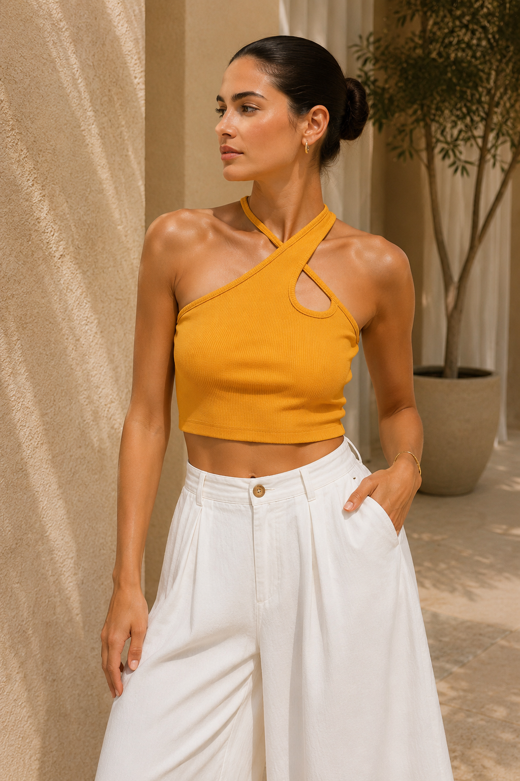 Kadın Sarı Çapraz Halter Yaka Damla Detaylı Fitilli Crop Top