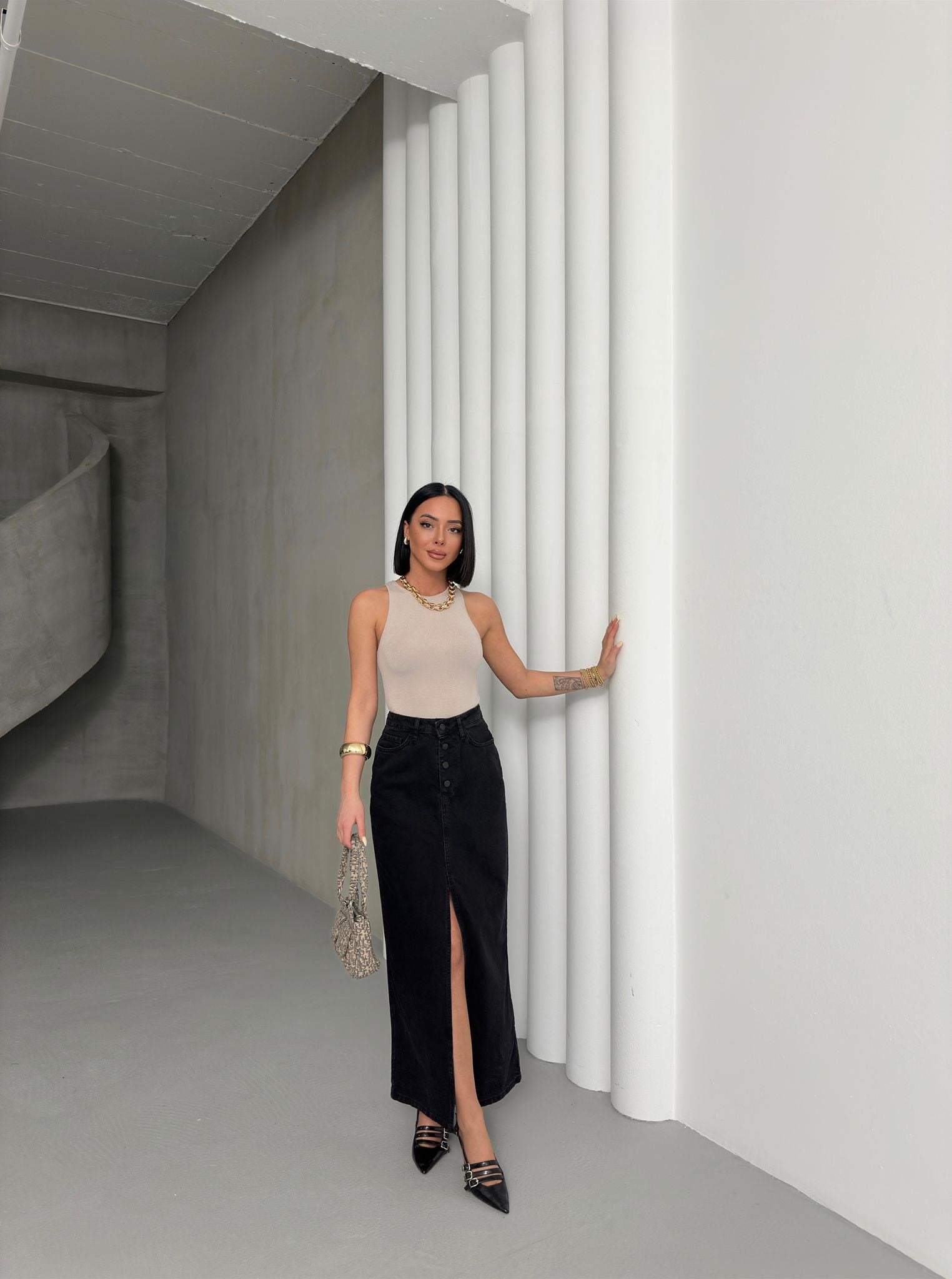 Kadın Yüksek Bel Düğmeli Yırtmaçlı Midi Jean Etek Siyah