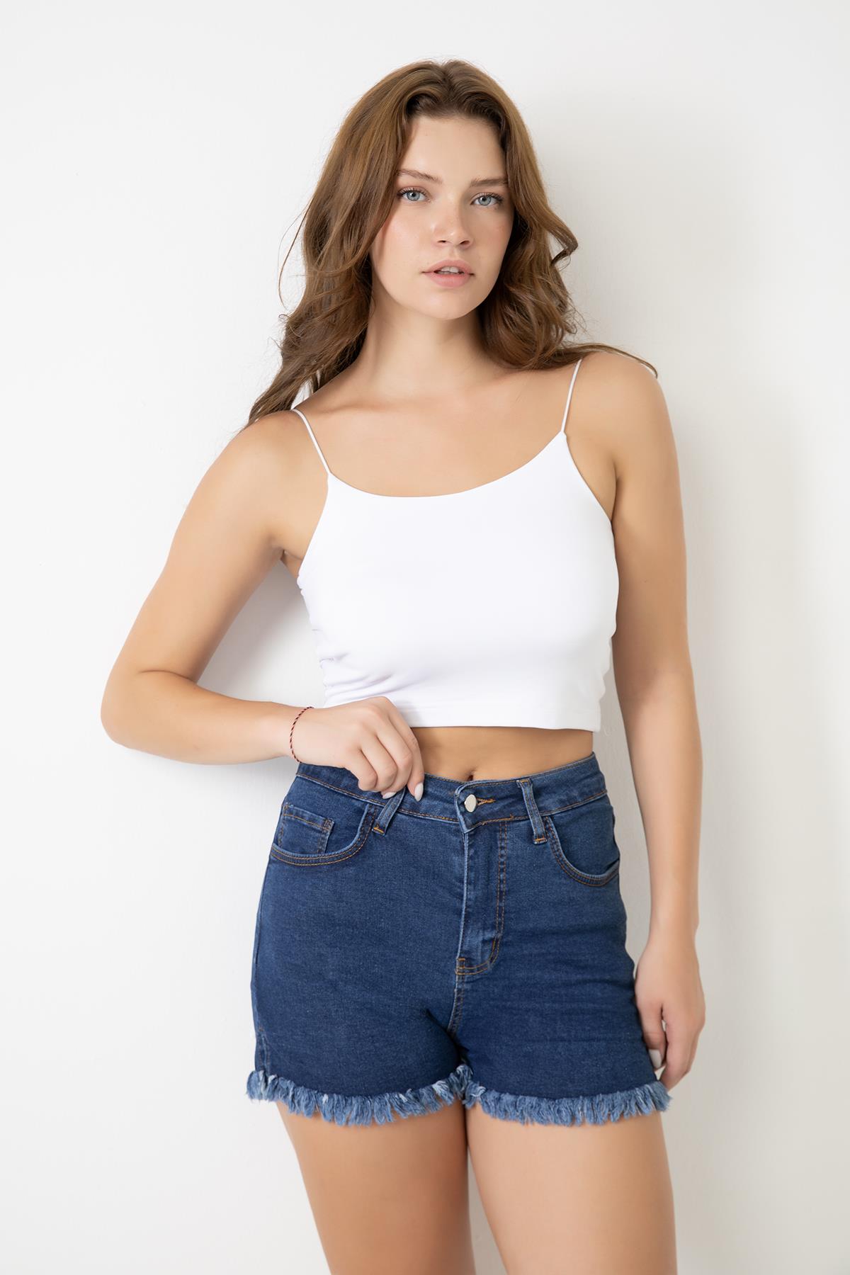 Kadın Yüksek Bel Yırtmaç Detaylı Denim Kot Şort Mavi