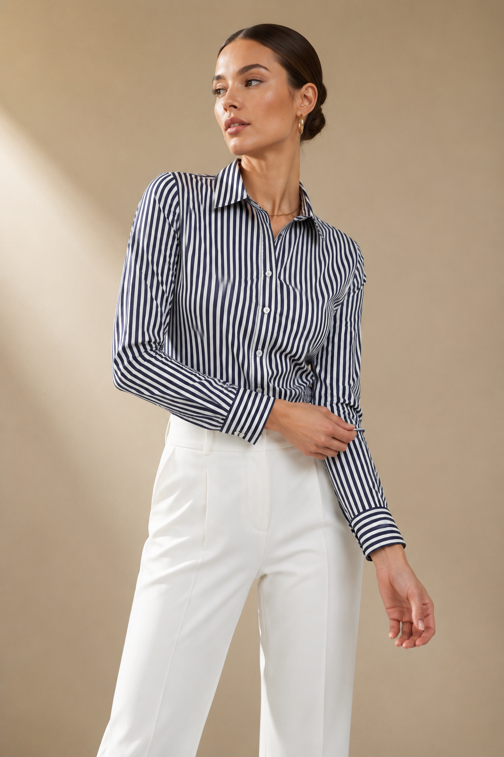 Lacivert Beyaz Çizgili Slim Fit Kadın Gömlek