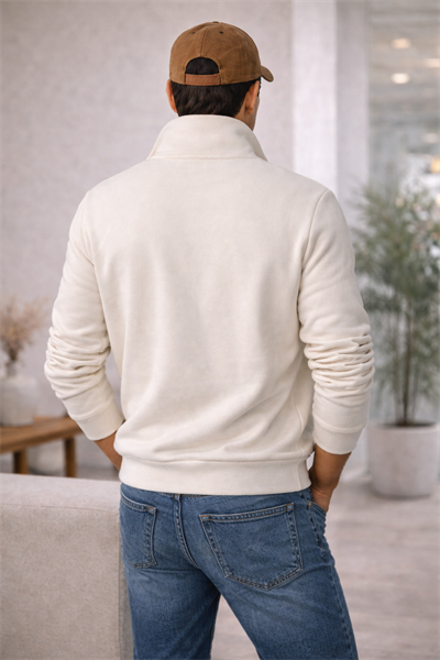 Erkek Dik Yaka Yarım Fermuarlı Baskılı Sweatshirt Ekru