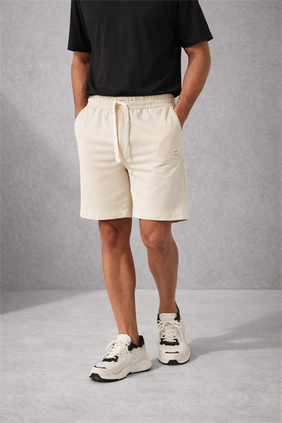 Erkek Ekru Basic Lastikli Bağcıklı Regular Fit Şort