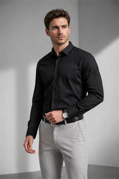 Erkek Siyah Dokulu Çizgili Regular Fit Gömlek