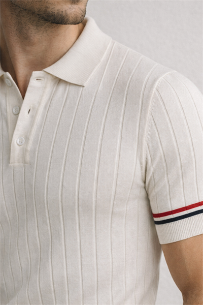 Erkek Slim Fit Triko Polo Yaka Çizgi Detaylı Ekru Tişört