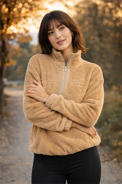 Kadın Balıkçı Yaka Yarım Fermuarlı Peluş Polar Sweatshirt Bej