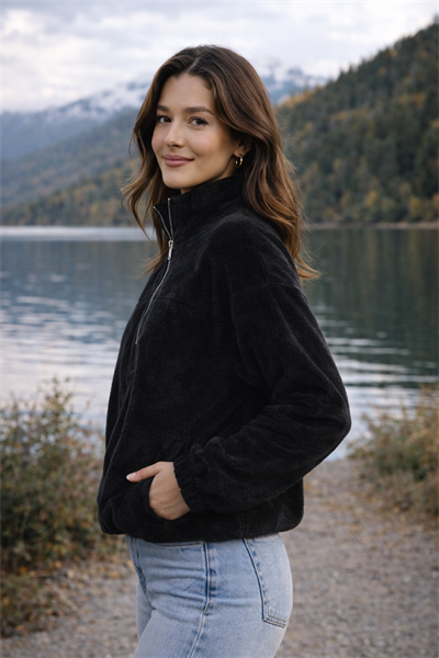 Kadın Balıkçı Yaka Yarım Fermuarlı Peluş Polar Sweatshirt Siyah