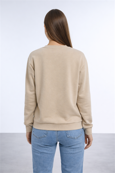 Kadın Bej Kalp Baskılı Regular Sweatshirt Günlük Rahat Basic Sweat