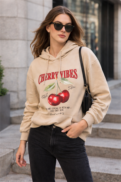 Kadın Bej Kiraz Baskılı Oversize Kapüşonlu Sweatshirt Hoodie
