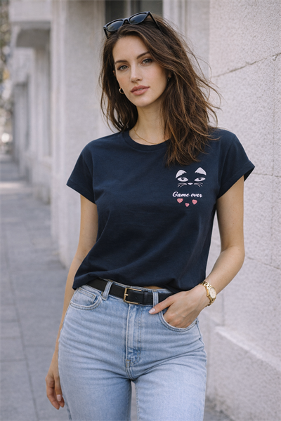 Kadın Bisiklet Yaka Game Over Kedi Baskılı Regular Fit Tişört Lacivert