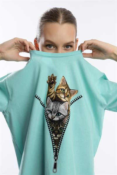 Kadın bisiklet yaka kedi baskılı tişört Turkuaz