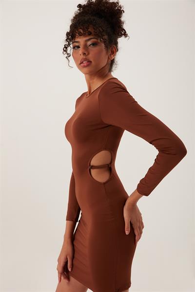 Kadın Dekolteli Allegro Kumaş Elbise Kahverengi