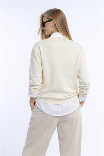 Kadın Ekru 3 İplik Şardonsuz Bisiklet Yaka Regular Fit Sweatshirt