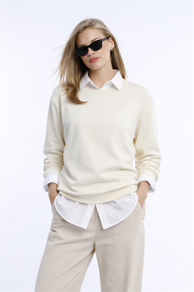 Kadın Ekru 3 İplik Şardonsuz Bisiklet Yaka Regular Fit Sweatshirt