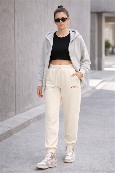 Kadın Ekru Yüksek Bel Nakışlı Jogger Eşofman Altı Günlük Street Style
