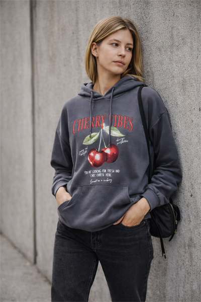 Kadın Füme Kiraz Baskılı Oversize Kapüşonlu Sweatshirt Hoodie