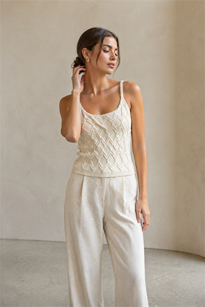 Kadın Krem Dokulu Askılı Triko Crop Bluz – Yazlık Fit
