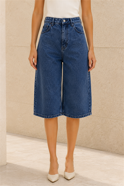 Kadın Mavi Yıkamalı Yüksek Bel Wide Leg Uzun Denim Bermuda Şort