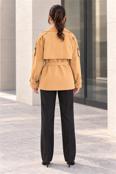 Kadın Oversize Kruvaze Yaka Kemerli Pelerin Detaylı Kısa Trençkot - Camel Camel