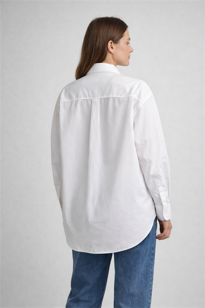 Kadın Oversize Uzun Kollu %100 Pamuk Basic Beyaz Gömlek