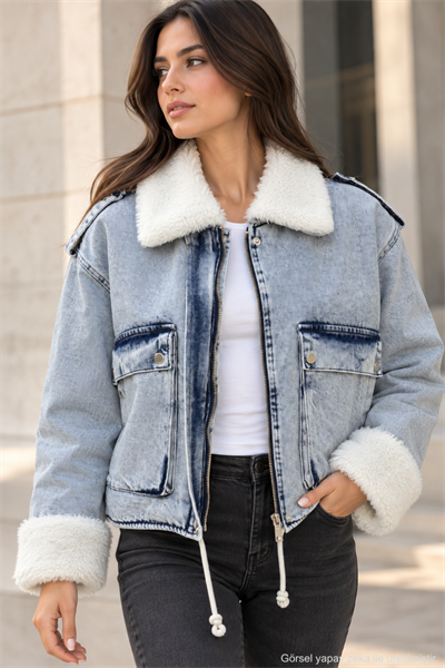 Kadın Peluş Detaylı Cepli Yıkamalı Jean Ceket Mavi