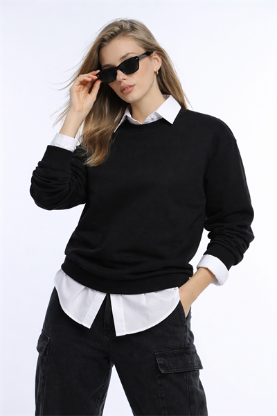 Kadın Siyah 3 İplik Şardonsuz Bisiklet Yaka Regular Fit Sweatshirt