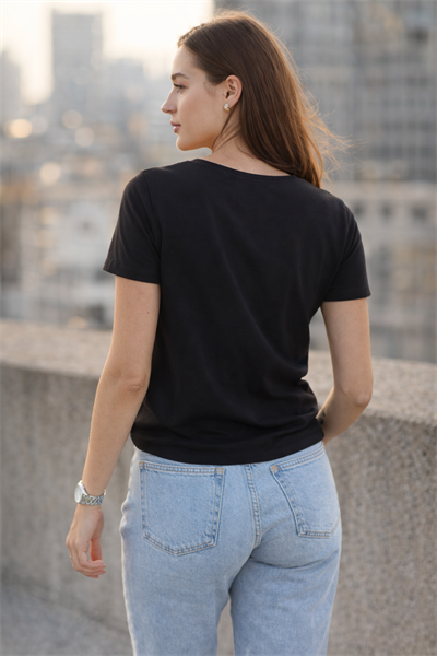 Kadın Siyah V Yaka %100 Pamuk Basic Tişört