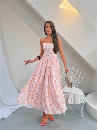 Pembe Bloom Çiçek Desenli Korsajlı Askılı Maksi Elbise