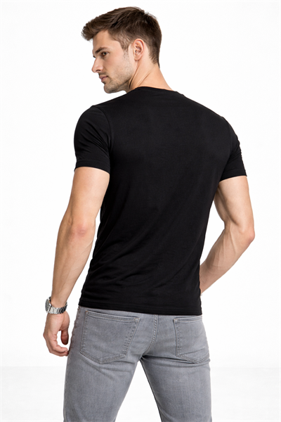 Siyah Slim Fit Basic Erkek Tişört – Dar Kesim Pamuklu Günlük