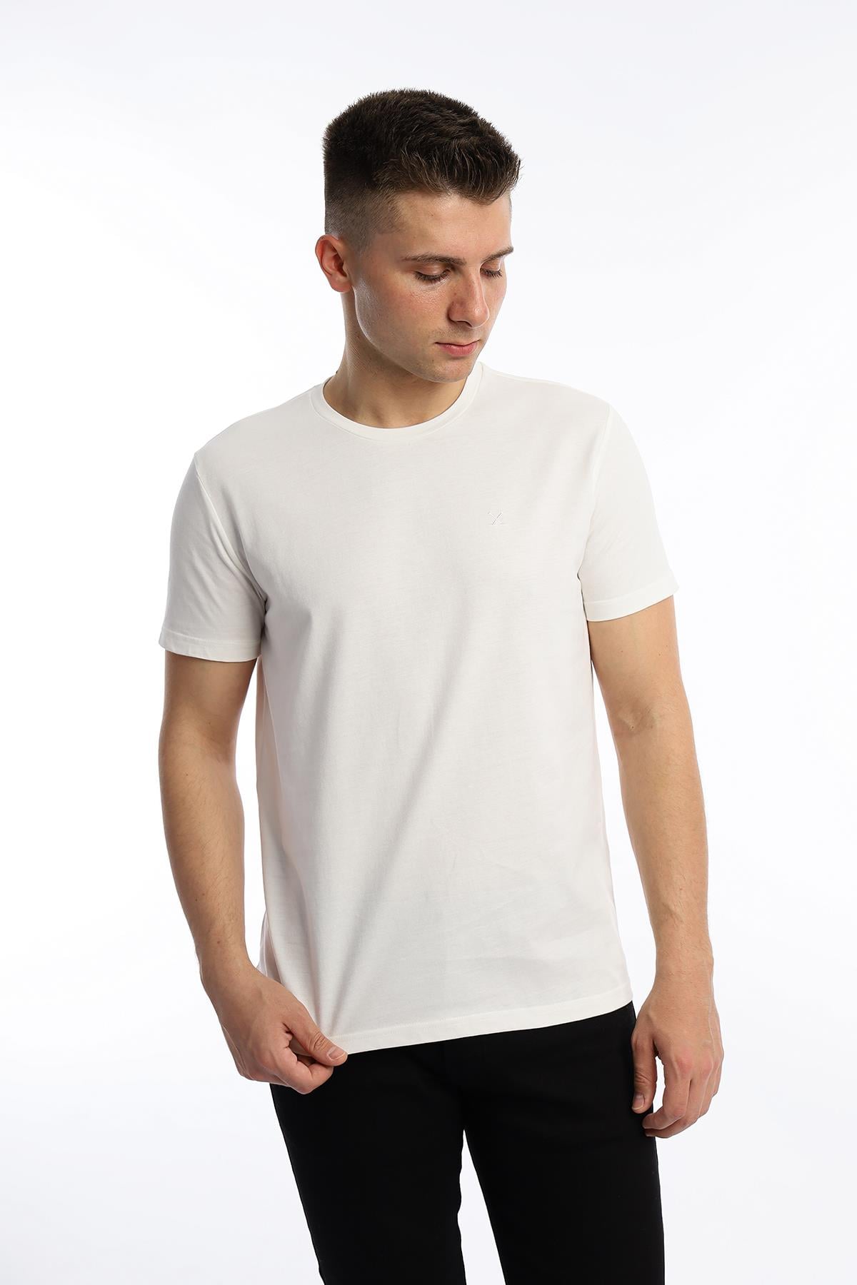 Erkek Golf Nakışlı Regular Fit Basic Tişört Beyaz