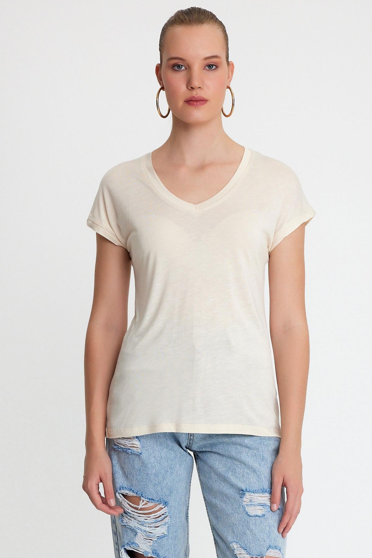 Kadın Bambu Kumaş V Yaka T-shirt  Bej