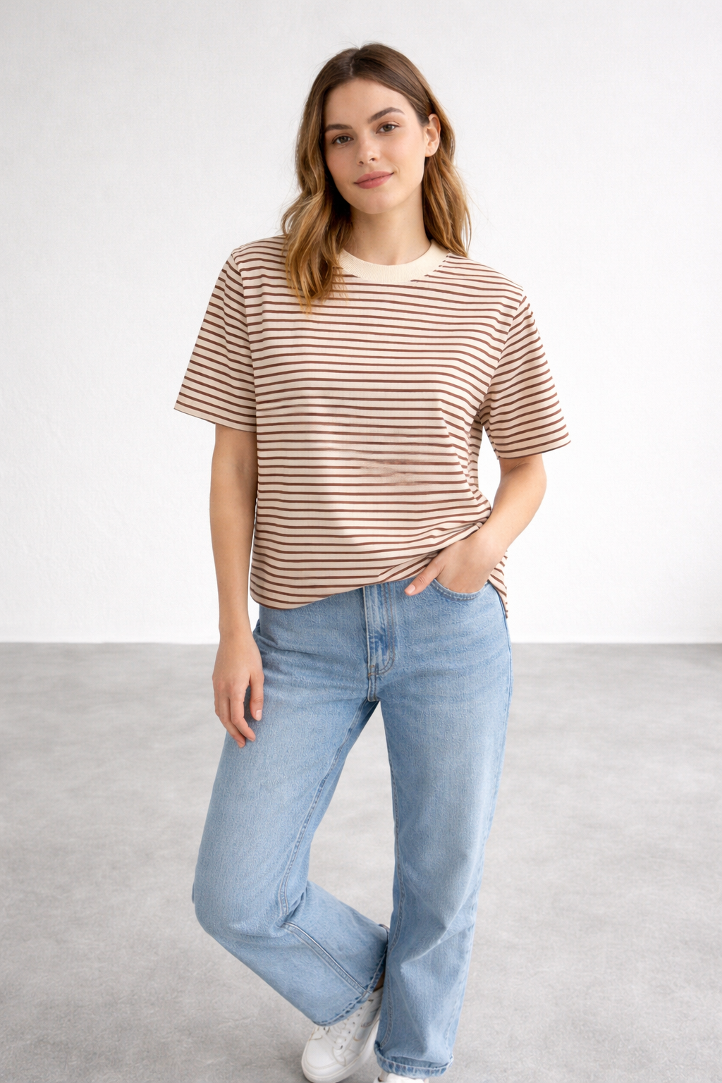 Kadın Çizgili Basic Oversize T-Shirt – Kahve Ekru