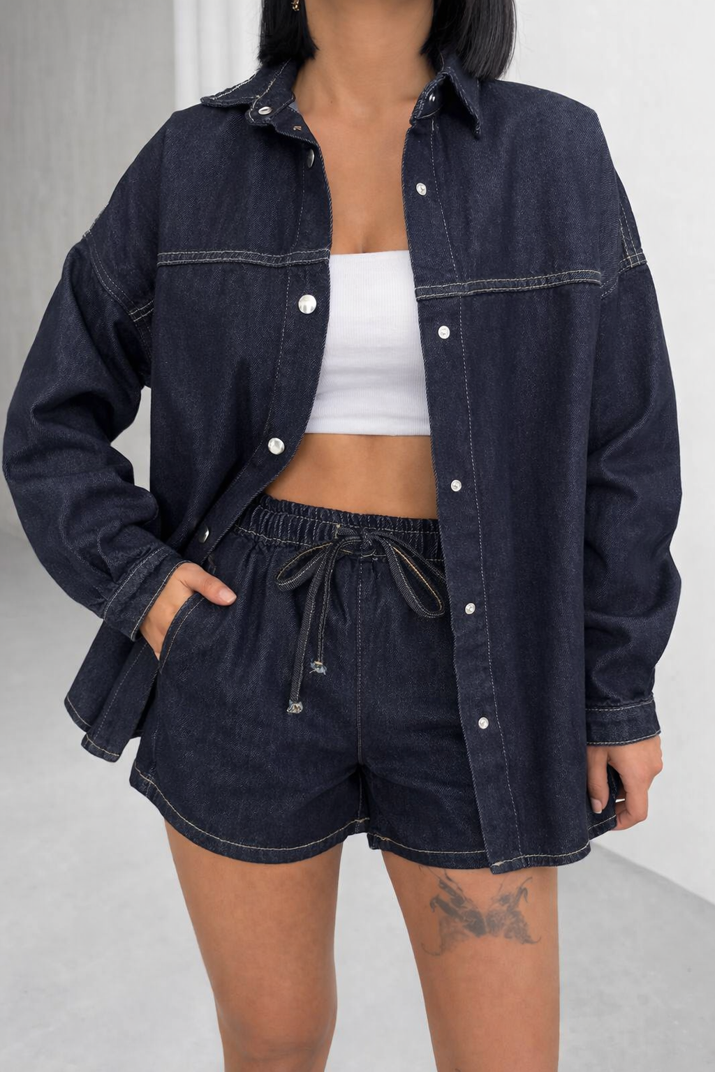 Kadın Lacivert Denim Gömlek Ceket & Şort Takım – Oversize Rahat Kalıp