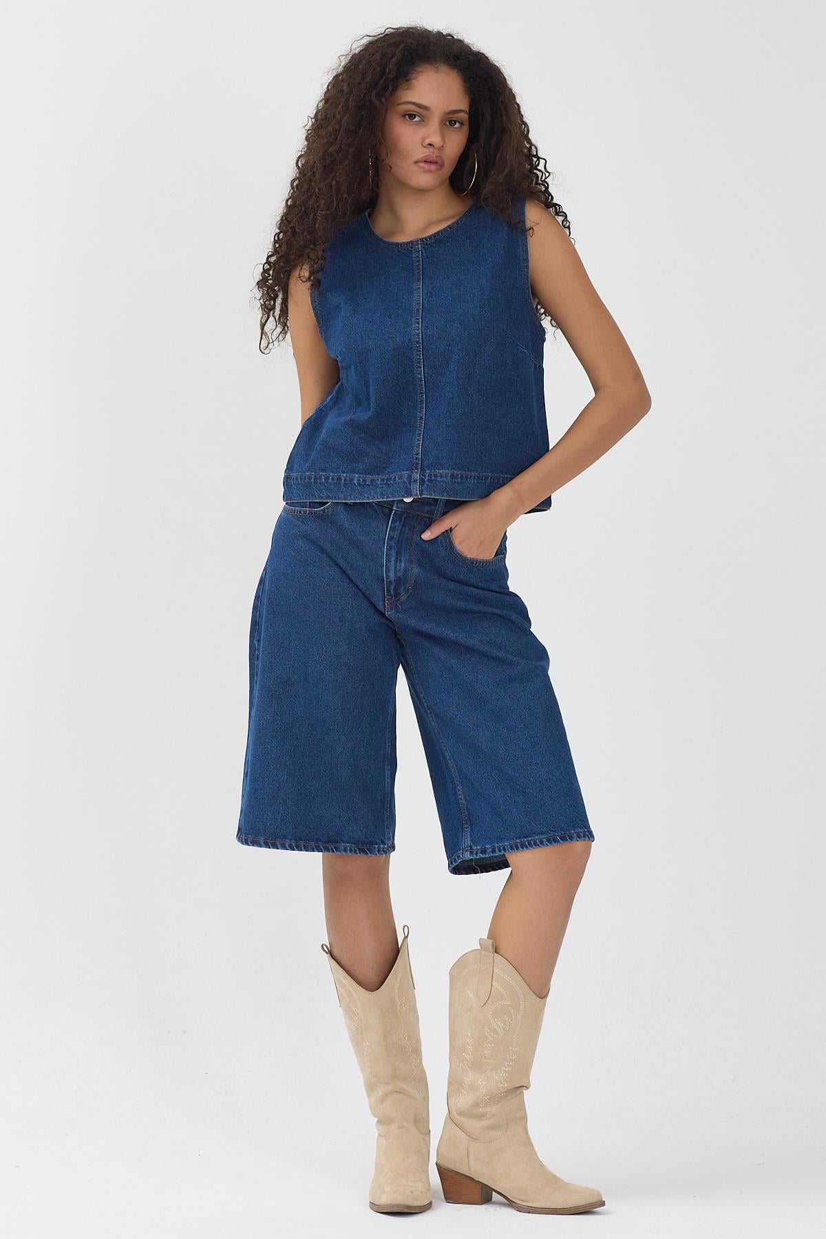 Kadın Lacivert Denim Yelek & Kapri Jean Şort İkili Takım