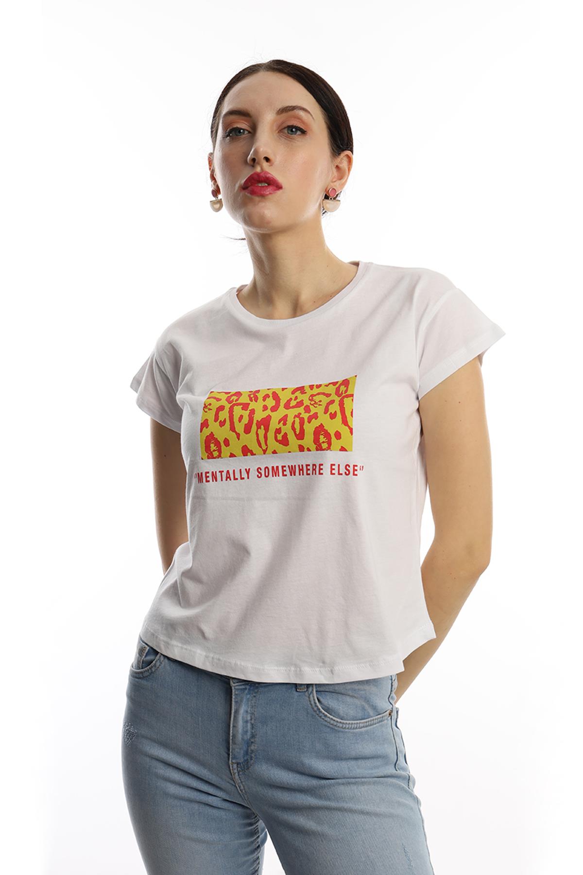 Kadin pars Desen Baskili Crop Tisort Beyaz