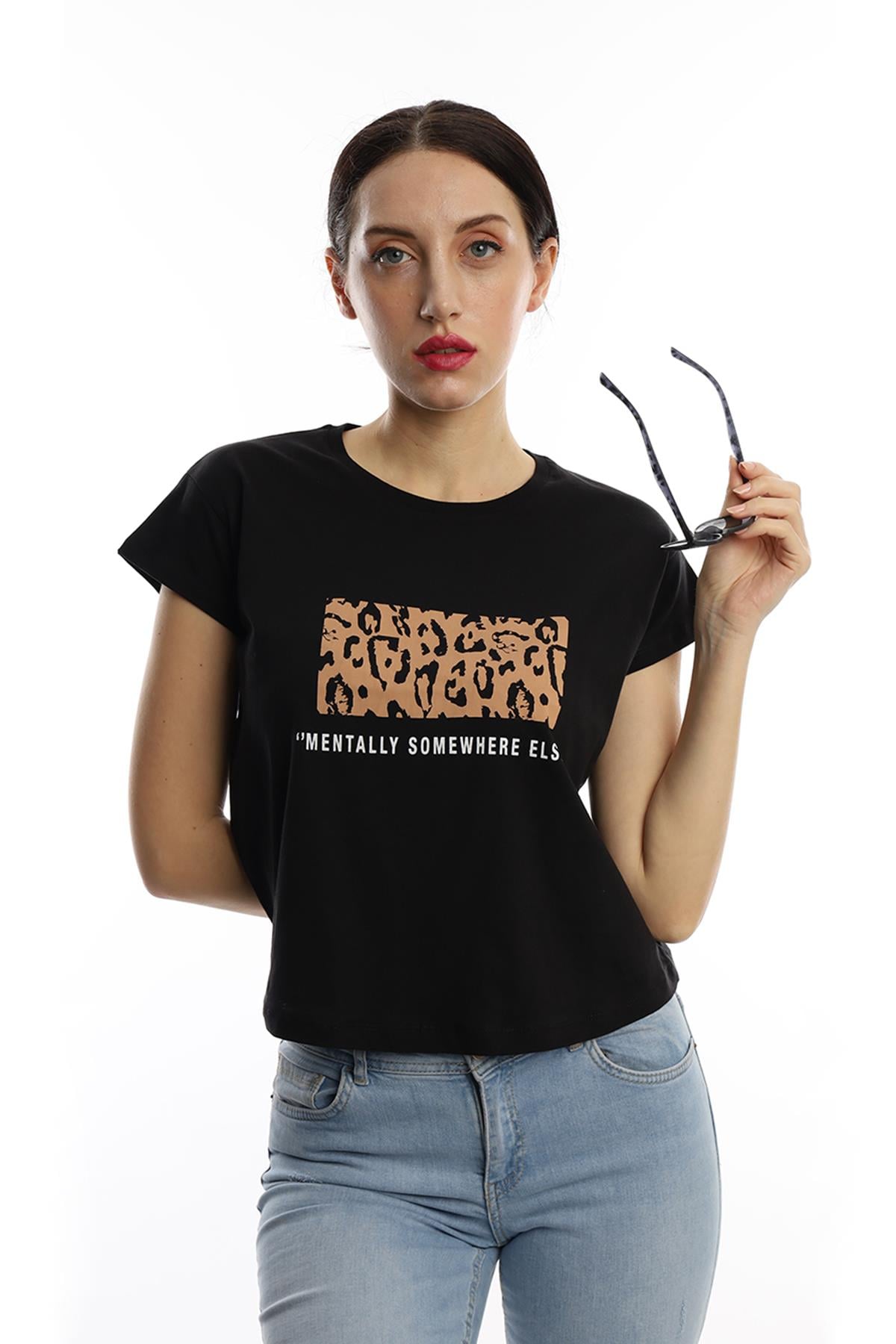 Kadin pars Desen Baskili Crop Tisort Siyah