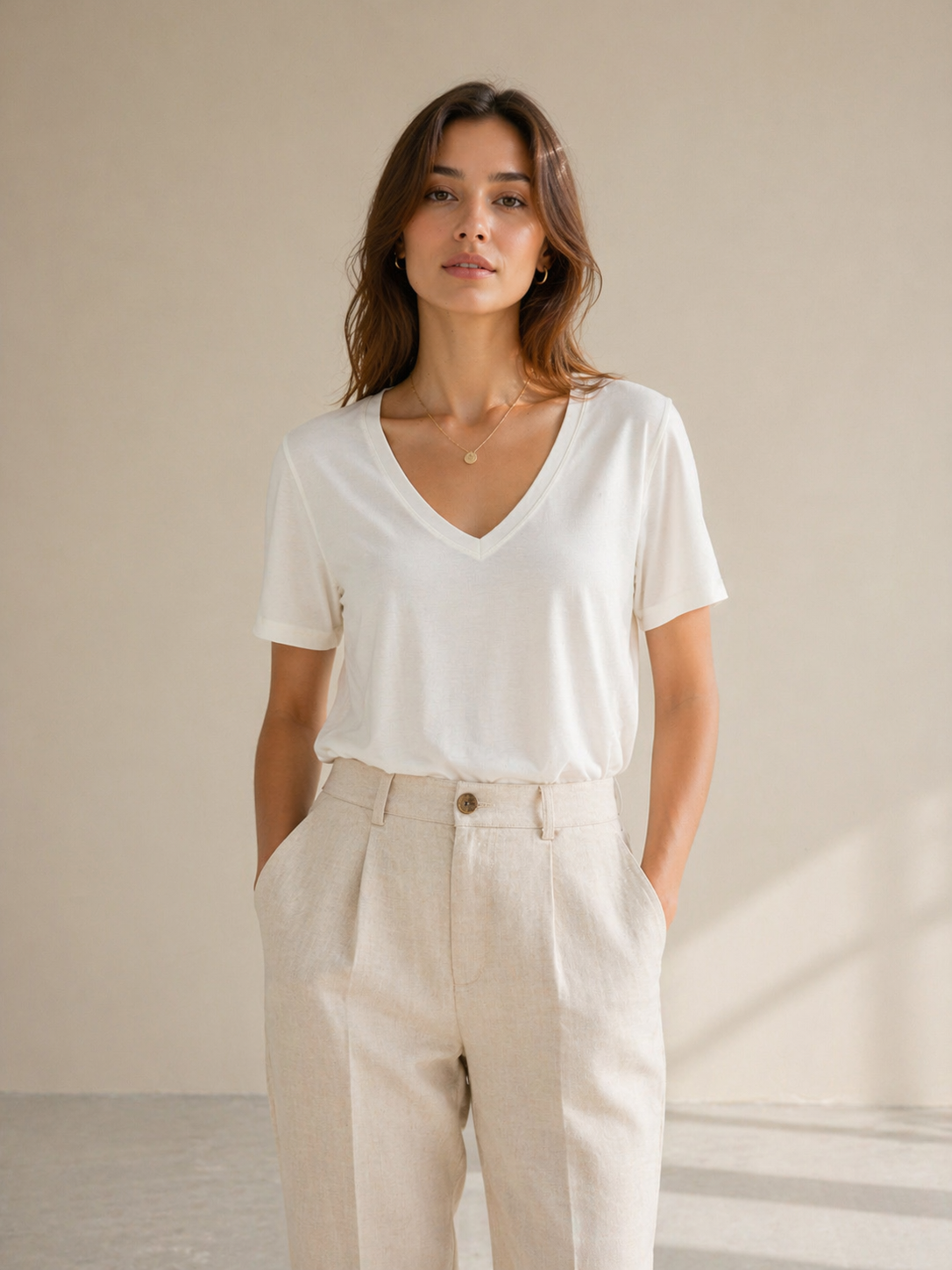 Kadın V Yaka Basic Tişört %100 Bambu Kumaş Regular Fit Ekru