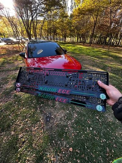 Renkli Yazılı Kişiye Özel Takmatik Plakalık