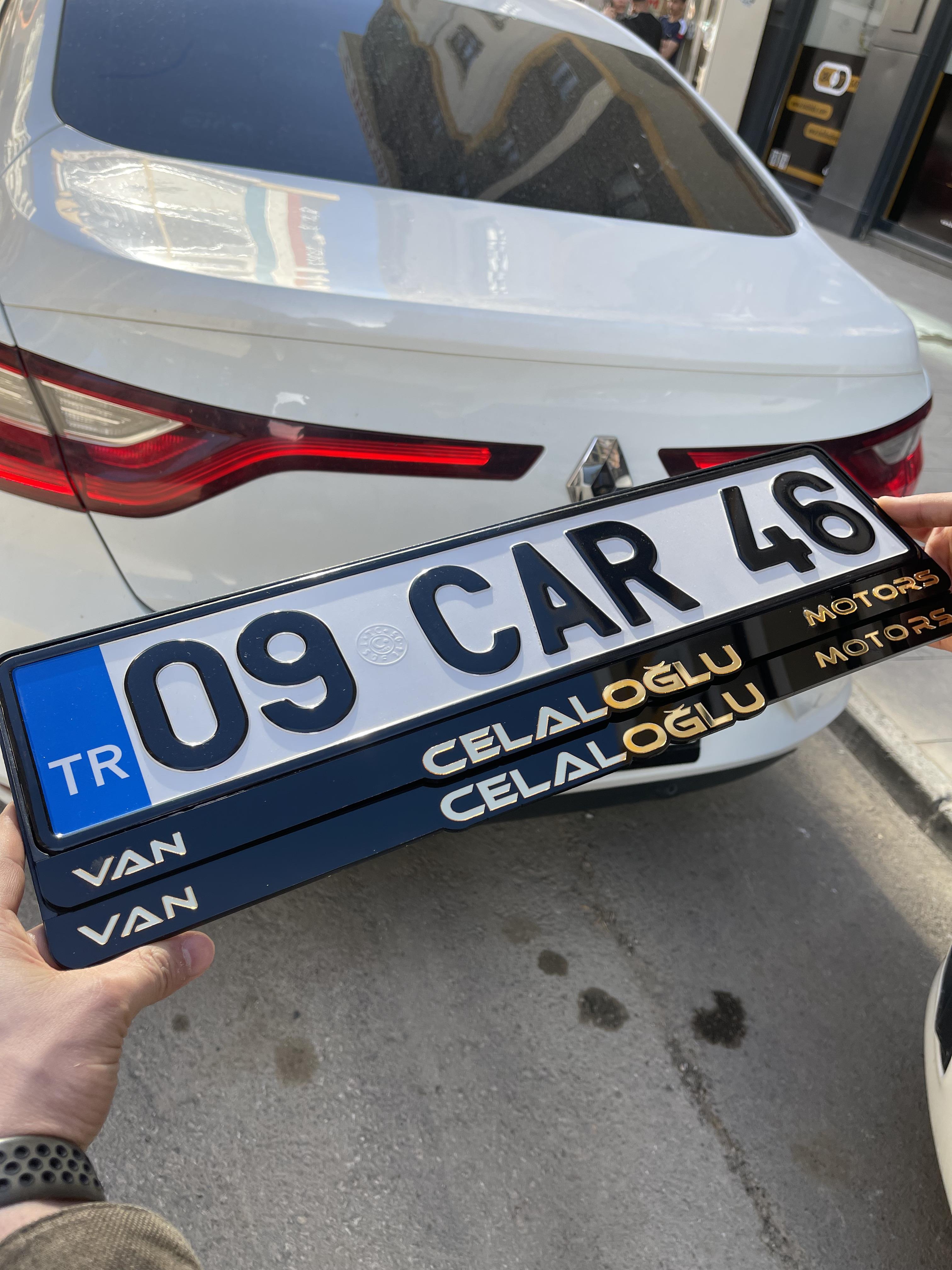 Aynalı Firma İsimli Kişiye Özel Araç Plakalık