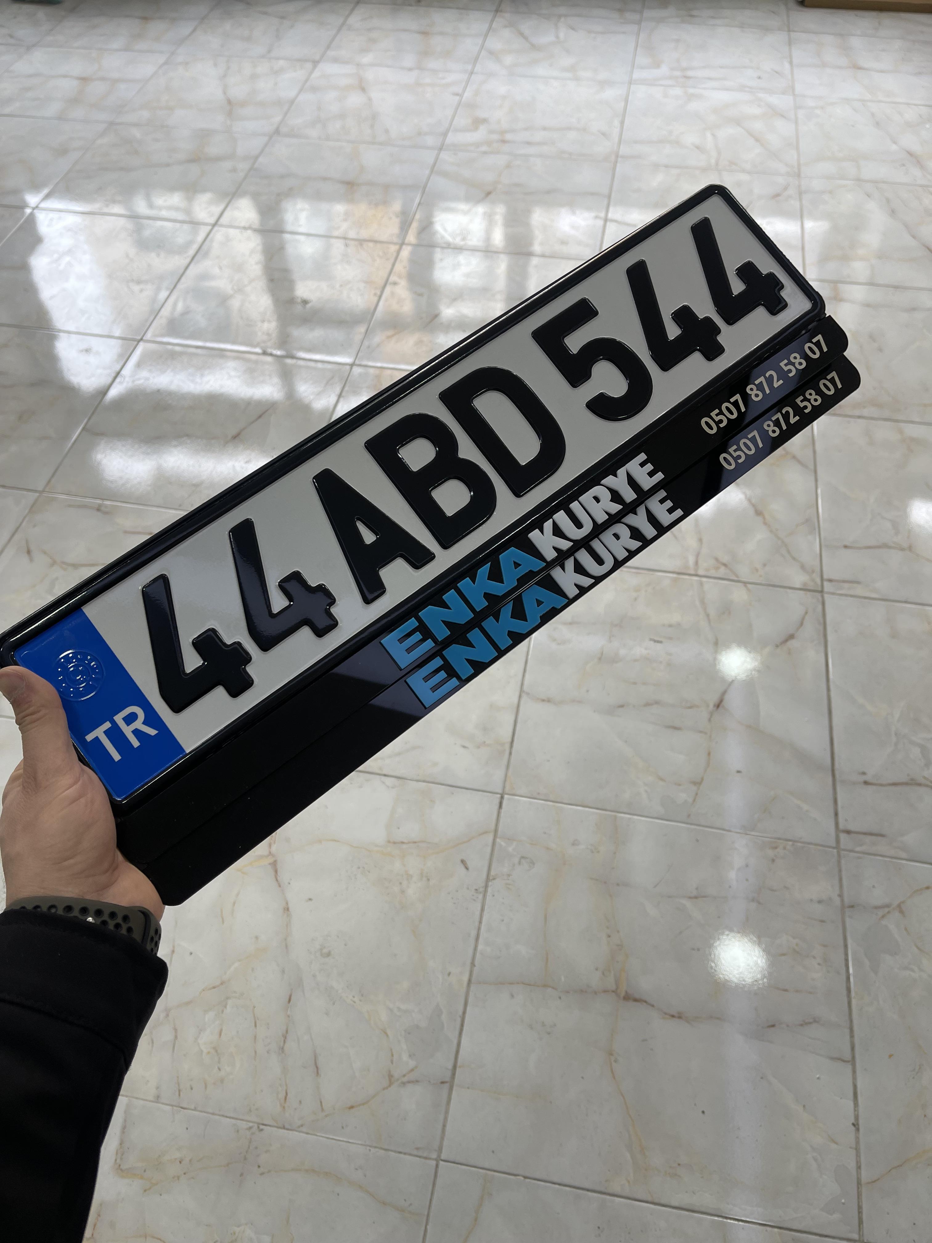 Kabartmalı 3d Kişiye Özel Araç Plakalık