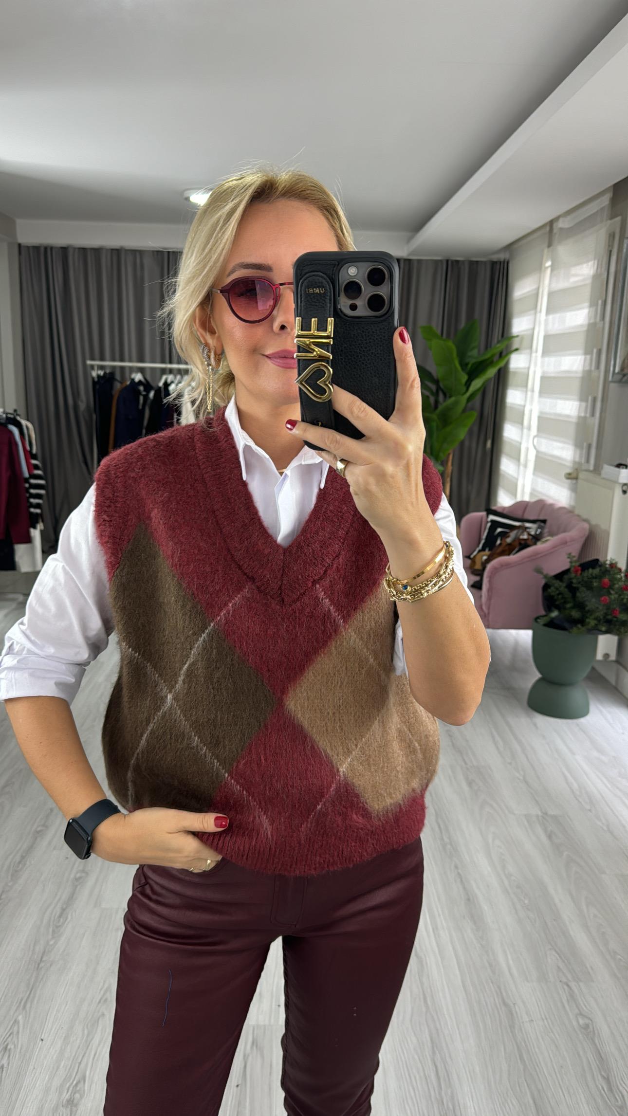 Baklava Desen V Yaka Bordo Süveter