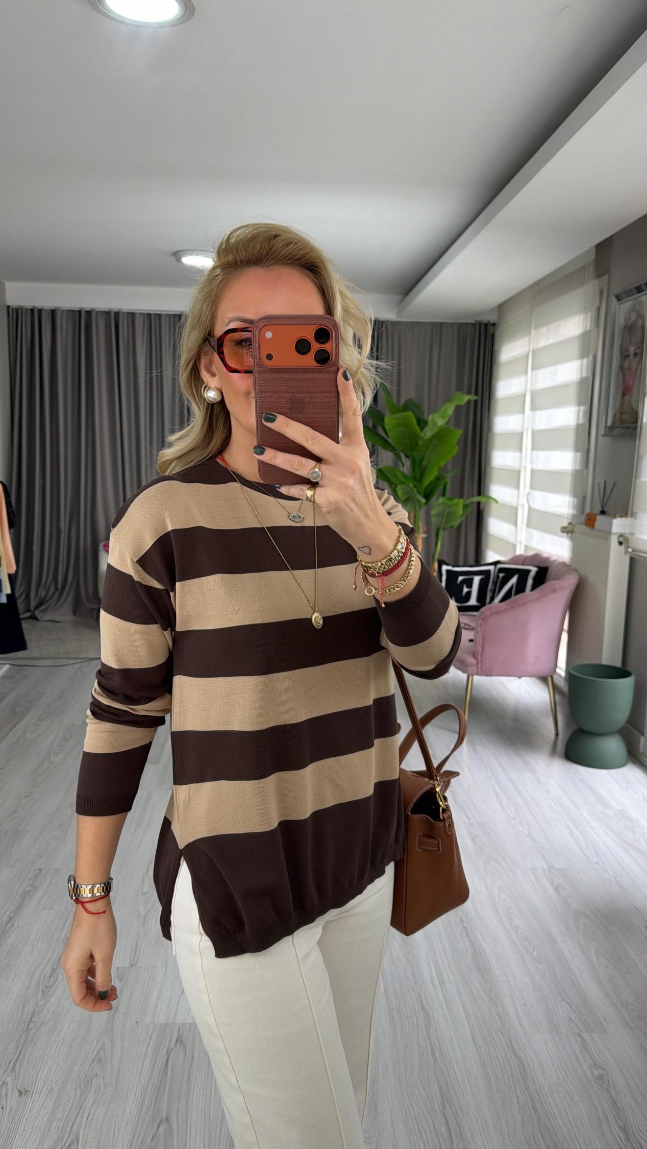 Bisiklet Yaka Kahverengi Camel İpek Doku Uzun Kol Triko