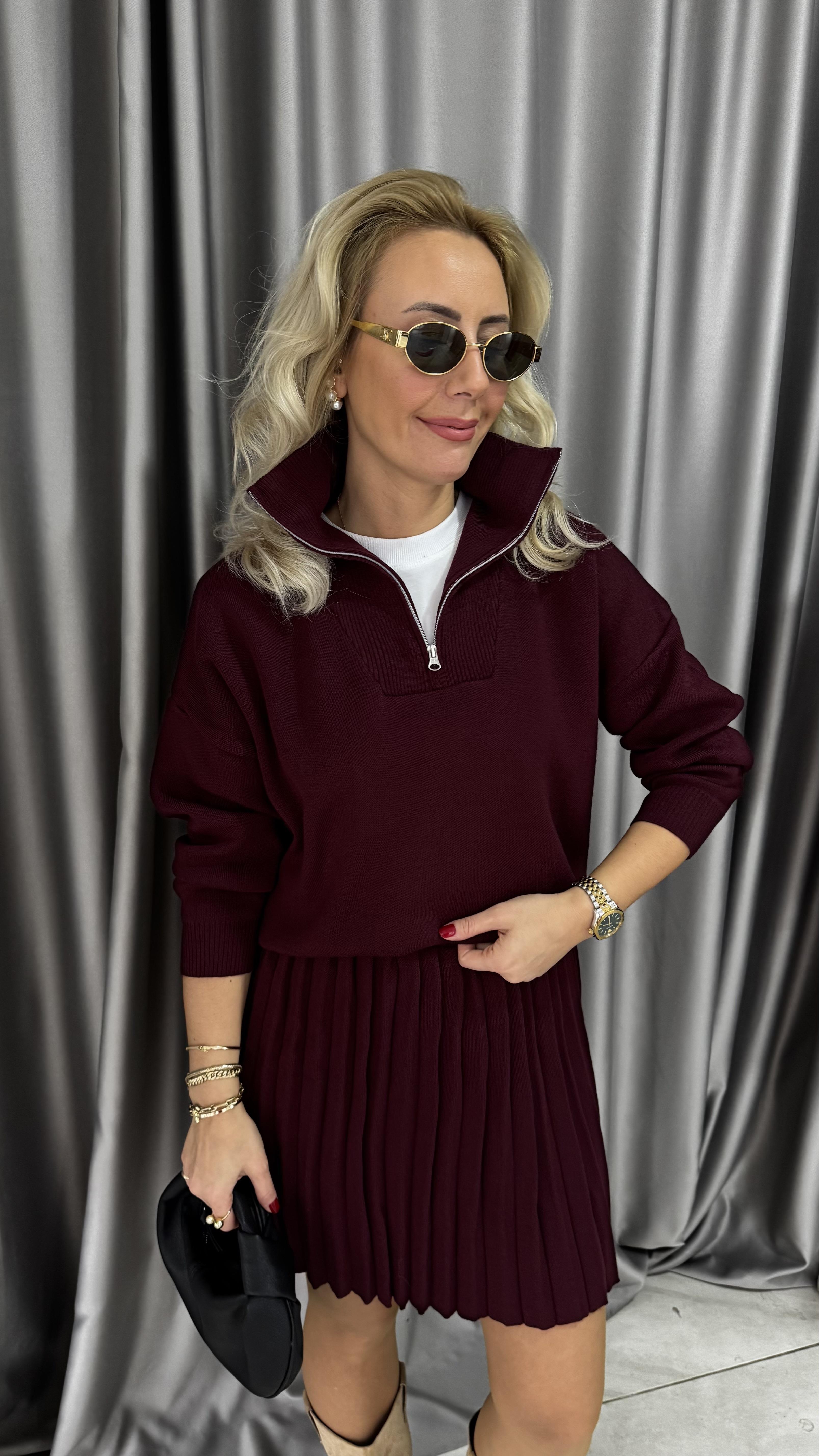 Bordo Pileli Etekli Triko Takım