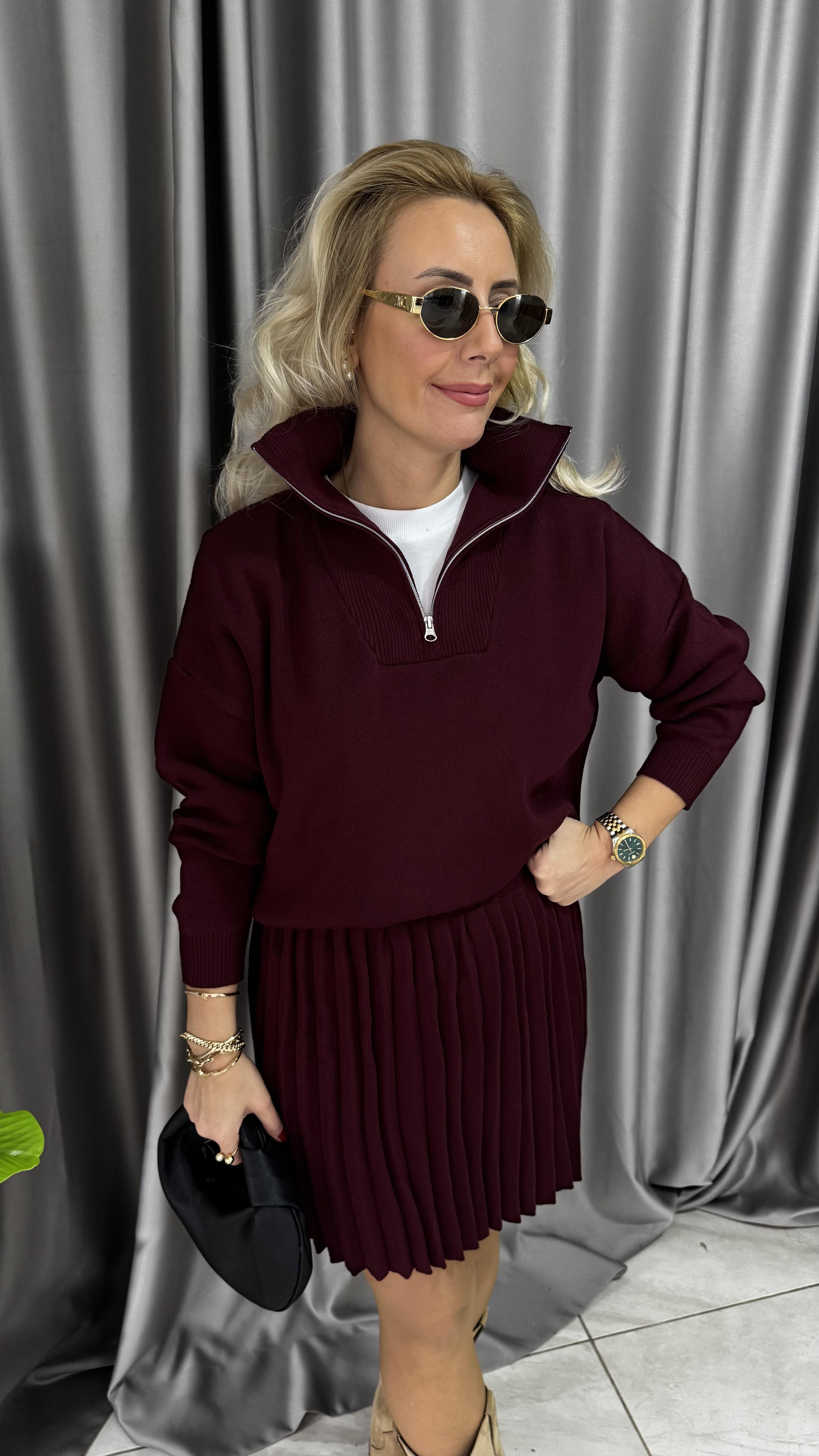 Bordo Pileli Etekli Triko Takım