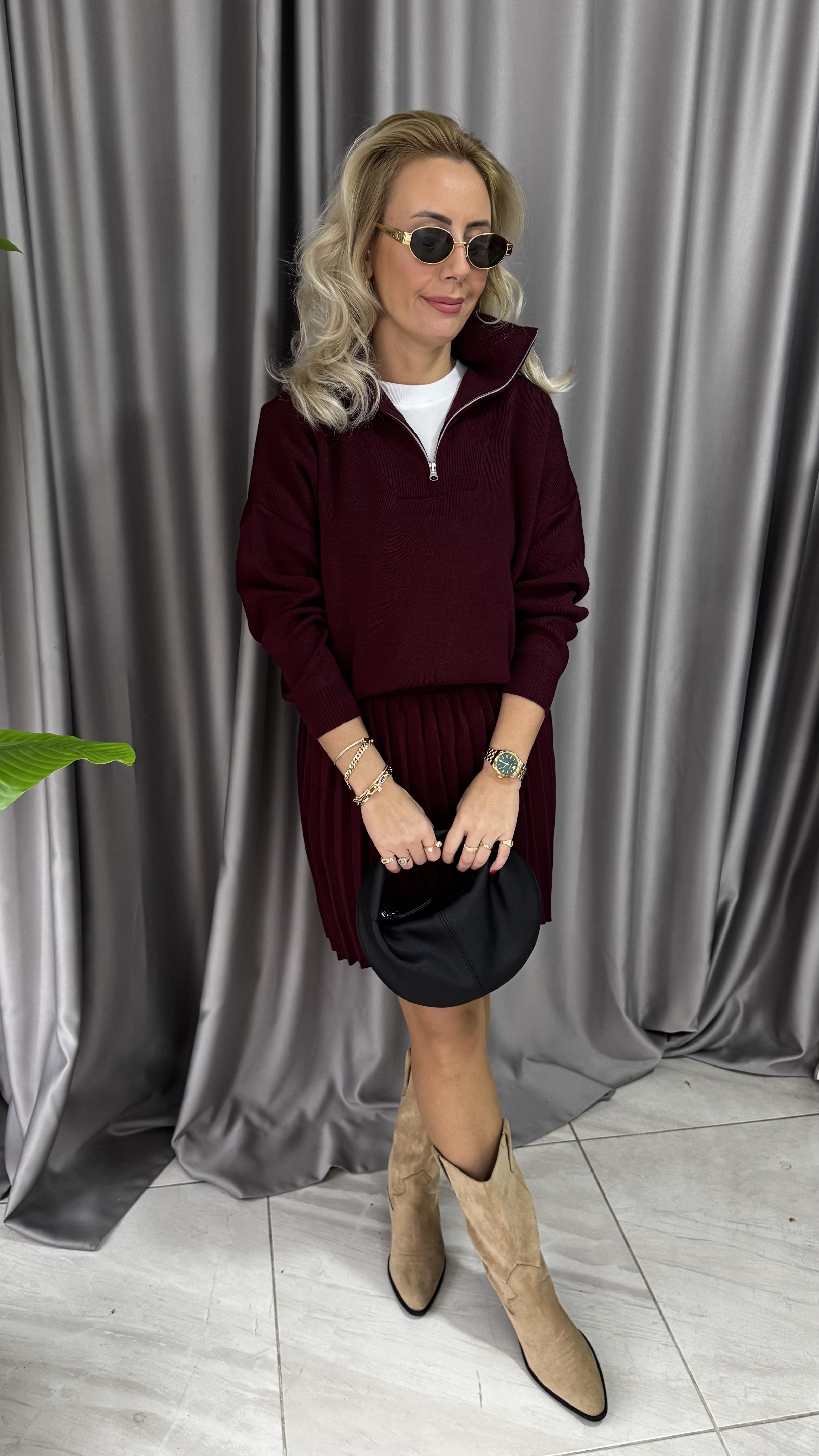 Bordo Pileli Etekli Triko Takım