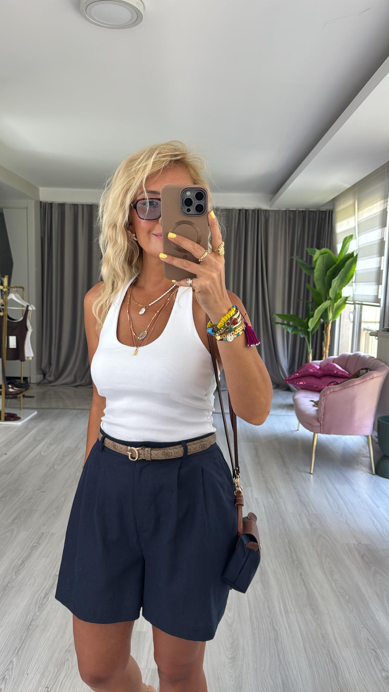 Boyundan Askılı Beyaz Dilvin Bluz