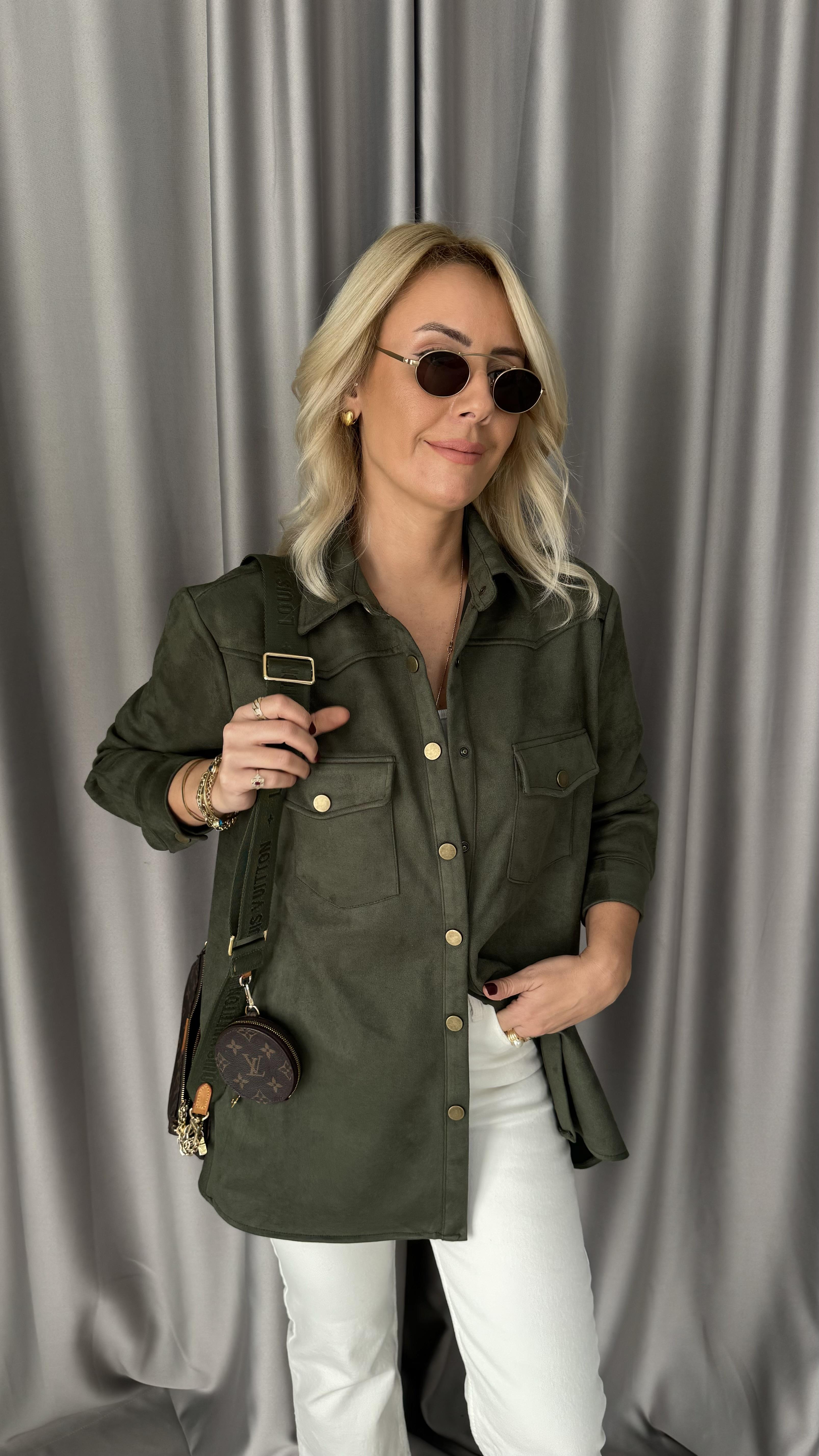 Çıtçıt Düğmeli Haki Süet Gömlek