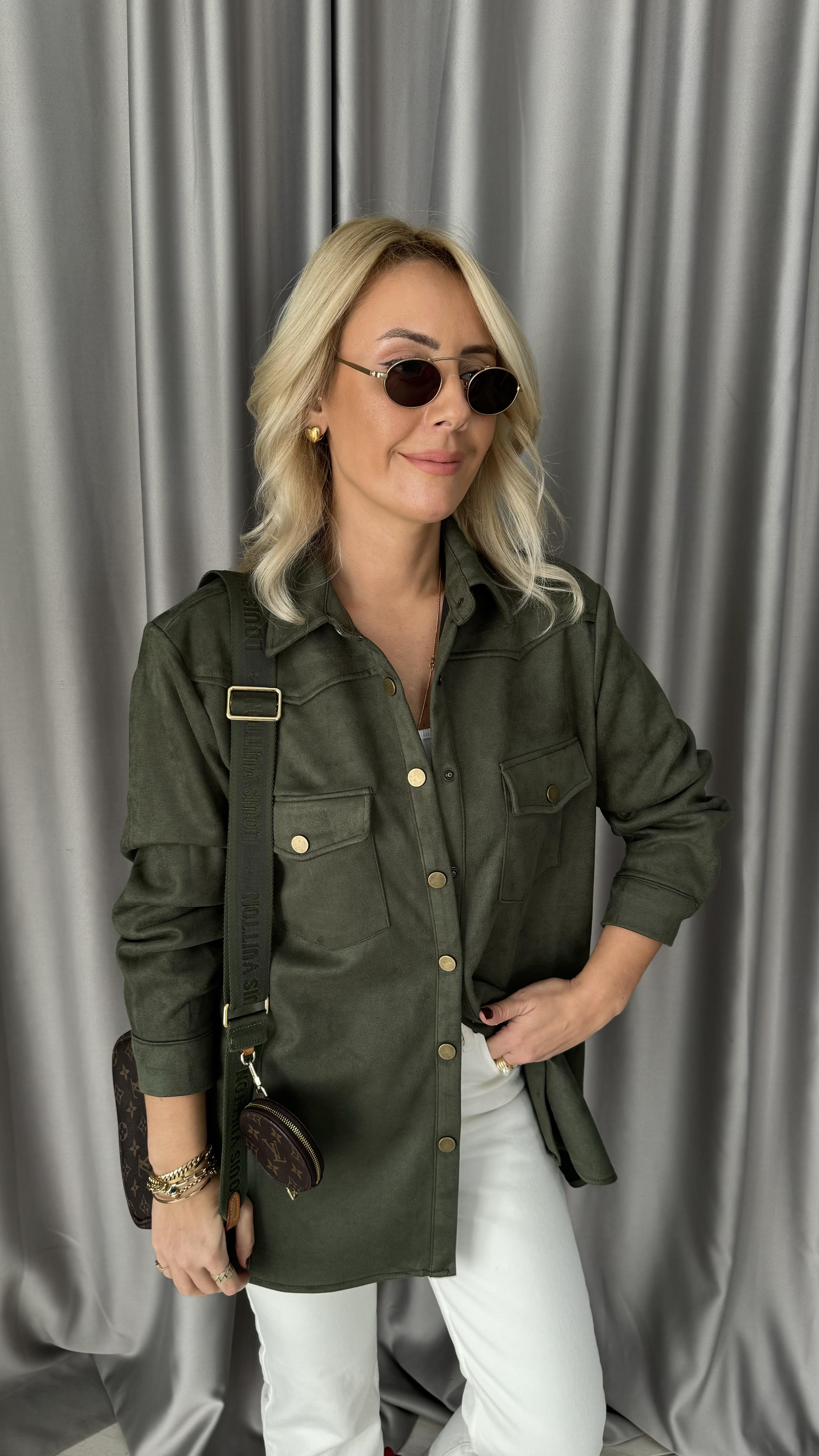 Çıtçıt Düğmeli Haki Süet Gömlek