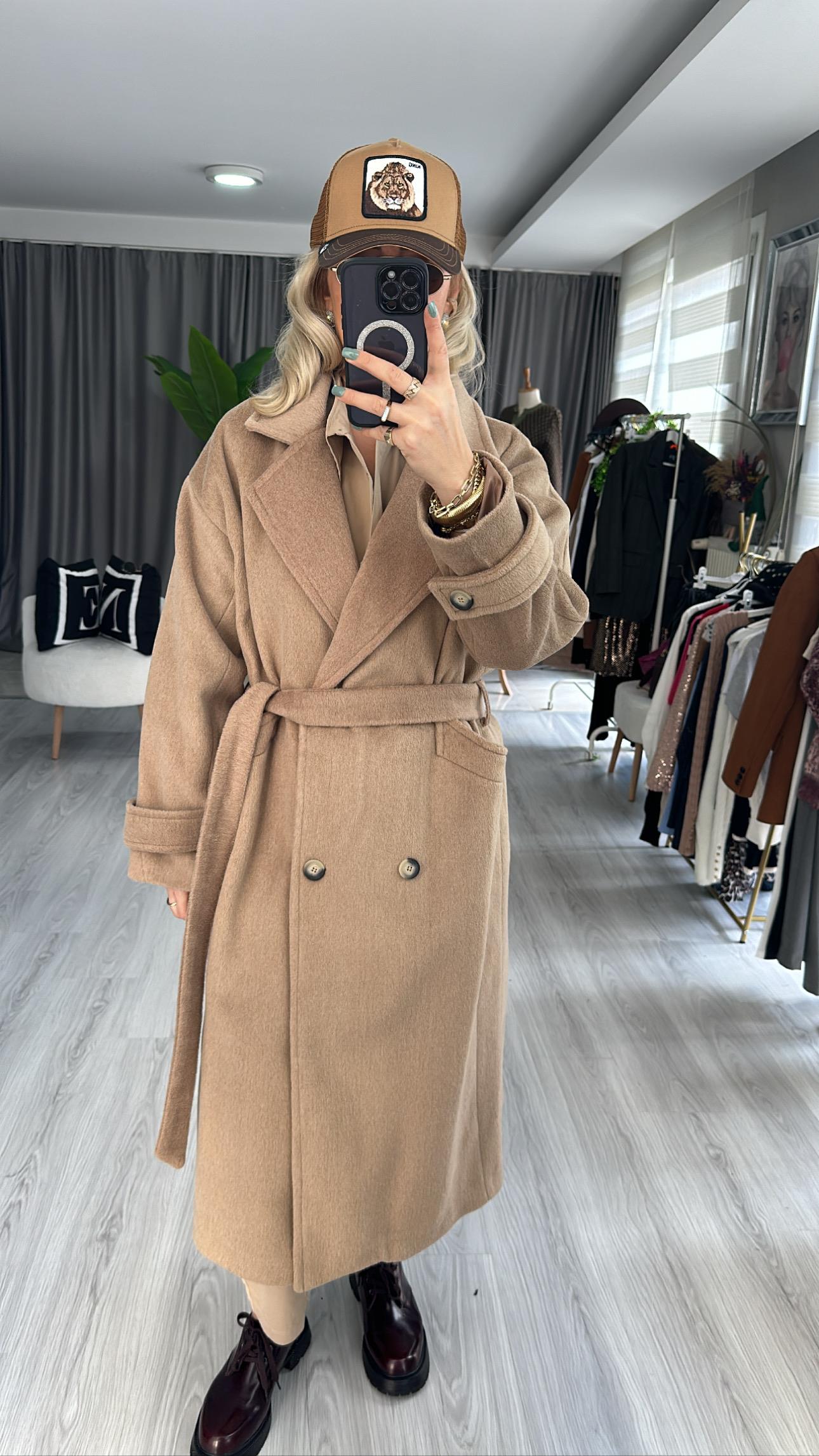 DEVE TÜYÜ KAŞE KABAN