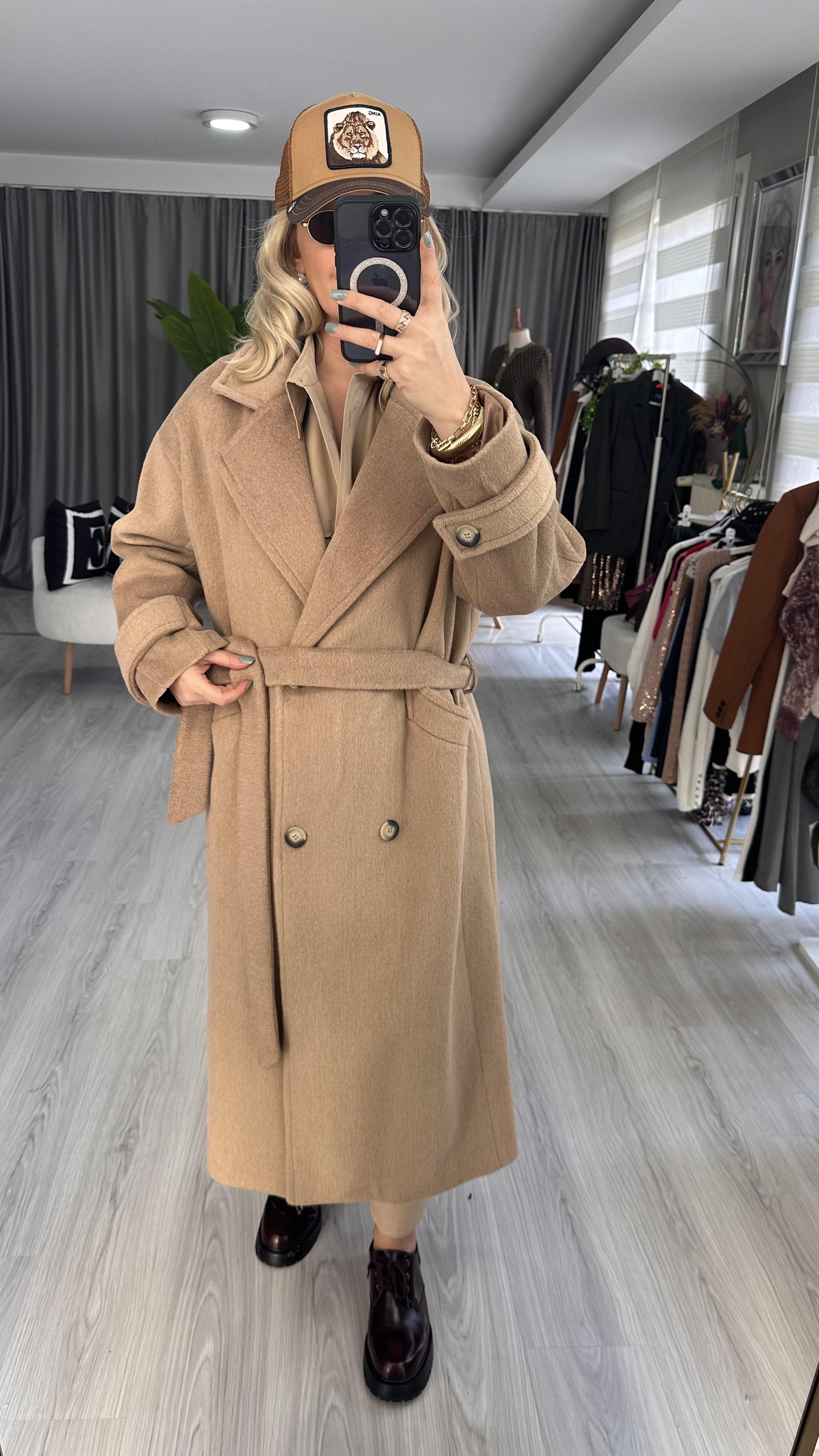 DEVE TÜYÜ KAŞE KABAN