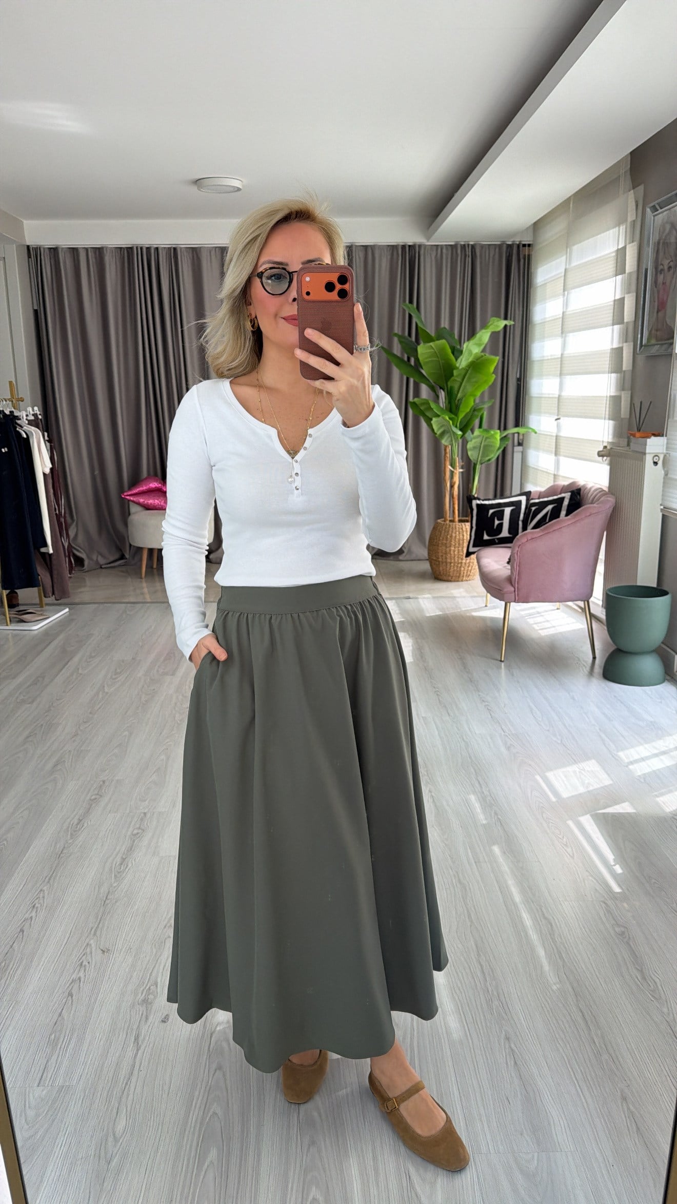 Düğme Detay Pamuklu Uzun Kol Beyaz Bluz